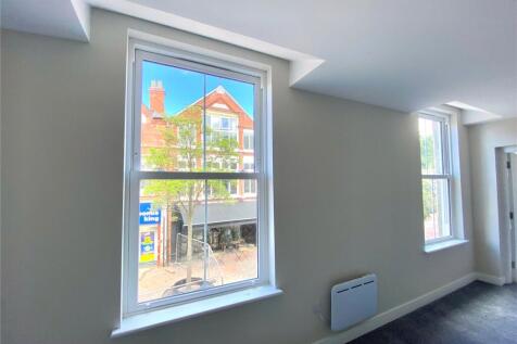 Main Street, Bulwell, Nottinghamshire, NG6 photo 3