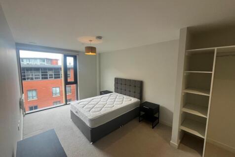 The Trilogy, Ellesmere Street, Manchester photo 4