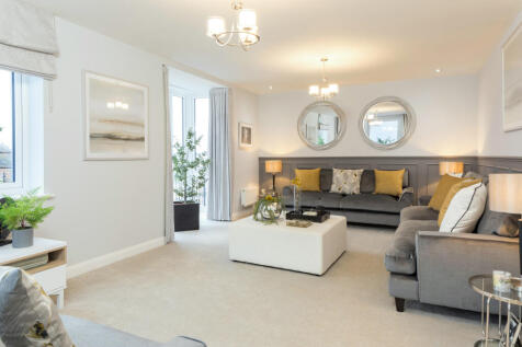 Cornell Detached 4 bed lounge