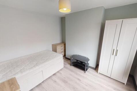 Cleve Road, Filton, BS34 photo 4