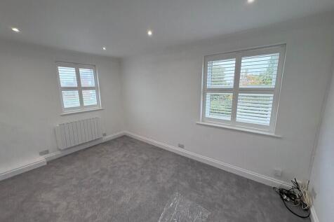 Crouch Road, Burnham-on-Crouch photo 5