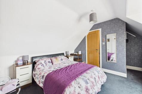 CAM03481G0-PR0104-STILL064