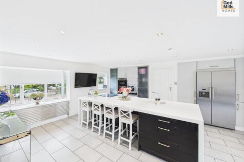 CAM04261G0-PR0080...