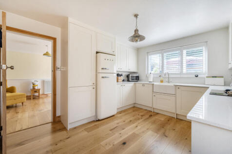 1356936-15-68cd3e...