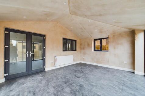 CAM02060G0-PR0280...