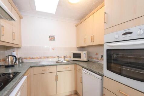 Kitchen (2)