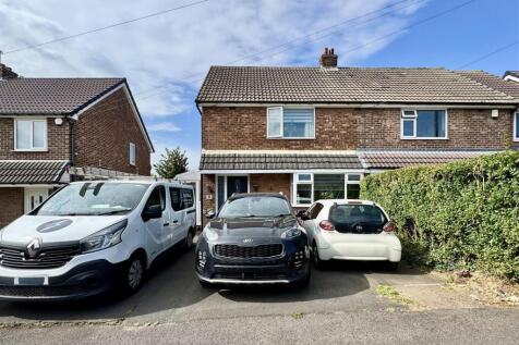 EXTERNAL FRONT AND DRIVEWAY