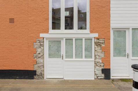 Sea Wall, Whitstable