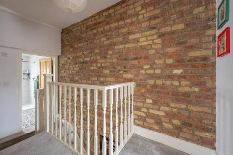 Vansittart Road, E11