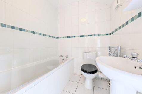 To Let - Southern Road, Birkdale, PR8 - One Bedroom Terraced Cottage photo 3