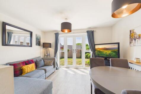 EweMove - Medlock Street - Family Room