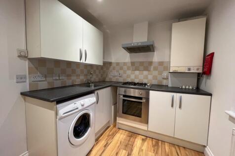D Marylands Road, London, W9 photo 3