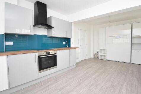 FLAT 3