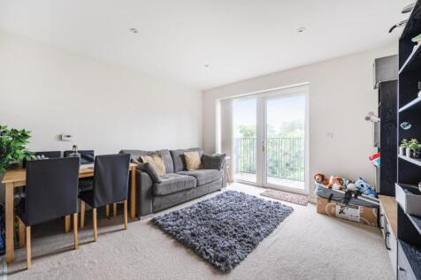 Davidson Frost-Wellings, DFW, Henry Court, Stanmor