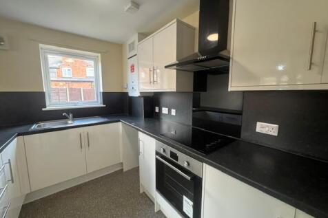 2 headley kitchen.jpg