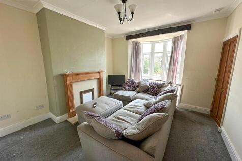 3 bed semi, Silsden