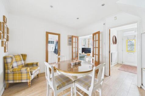 CAM02089G0-PR0546...