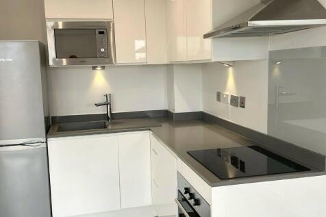 Fitted Kitchen Area