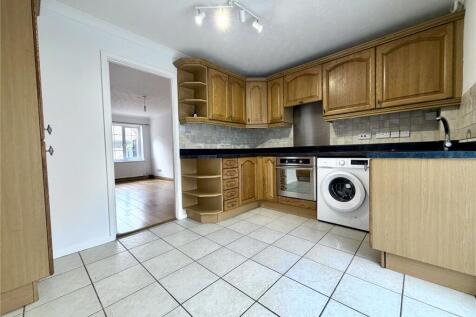 Pheasant Close, Covingham, Swindon, Wiltshire, SN3 photo 5