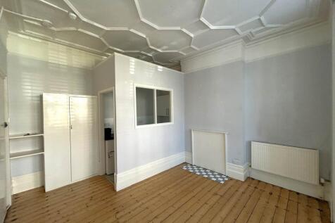 Osmond Road, Hove, East Sussex photo 3