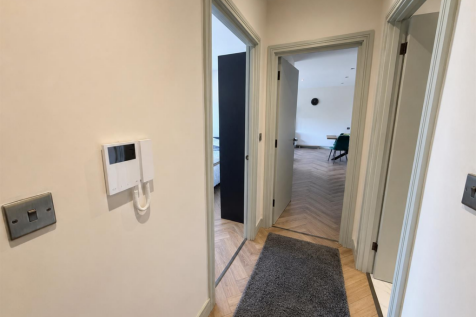 Hallway.png