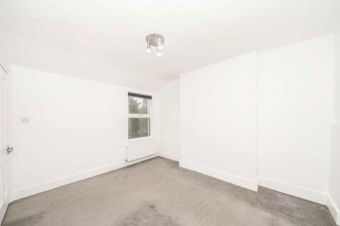 Melfort Road, Thornton Heath photo 4