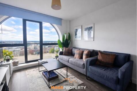 Living Room / Kitchen