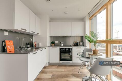 Kitchen And Dinning Area