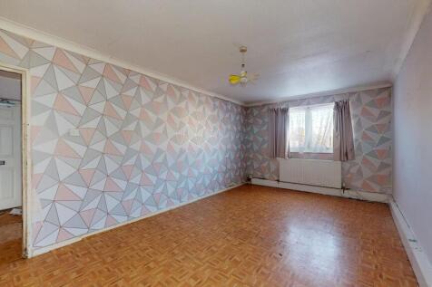 Flat 3, 79 Devonshire Road, Colliers Wood, London, SW19 2EW
