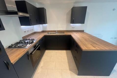 Banbury Drive, Peterborough photo 3