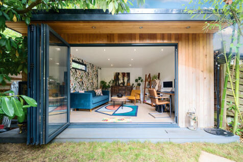 1315629-8-685d3ae...