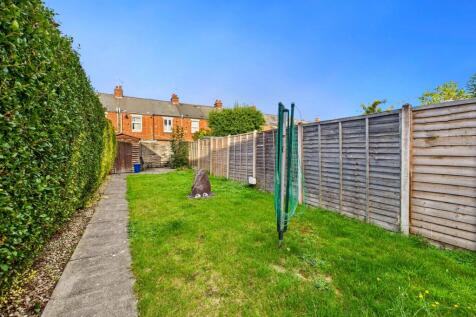 CAM05192G0-PR0144-STILL021