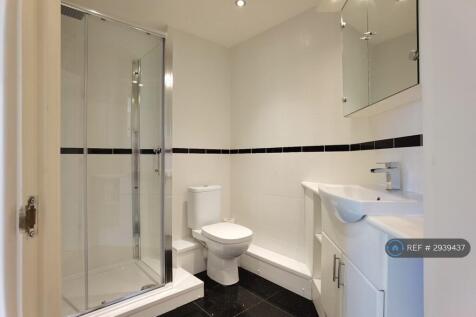 Cirrus Drive, Shinfield, Reading, RG2 photo 4