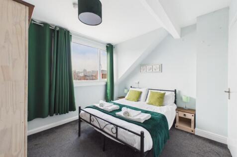Bedroom: