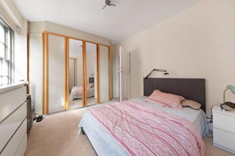 1st Bedroom.jpg