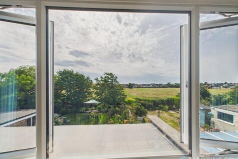 CAM02318G0-PR0519...