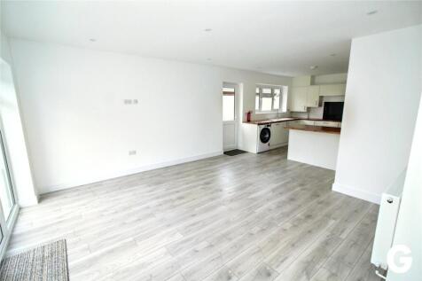 Redwood Close, Ringwood, Hampshire, BH24 photo 5
