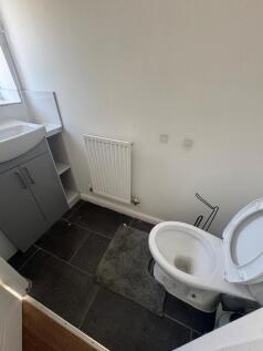 Collingwood Road, Rainham, Havering photo 4