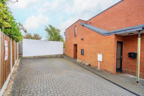 2612264 Flat 1 Freeman Court_003.jpg