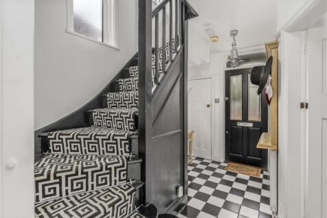 90 Oxford Road, Banbury-6.jpg