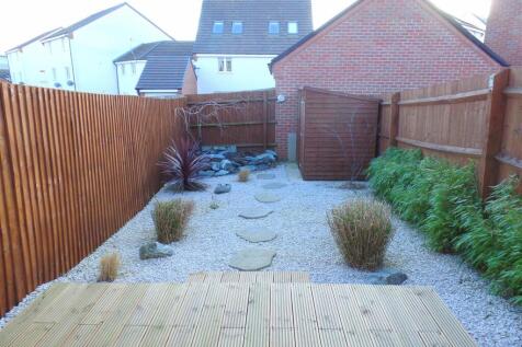 Border Court, Stoke - Garden