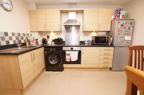 Lounge/ Dining/ Kitchen Area