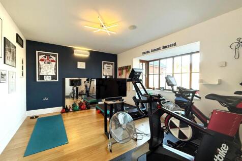 thumbnail_image5 (3).jpg