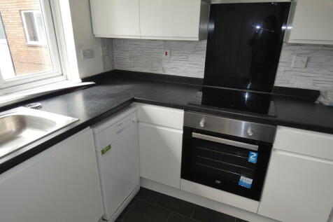 Villa Court, Madeley photo 3