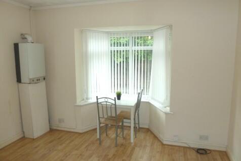 122 Daisy Bank Road, Manchester M14 5QH photo 3