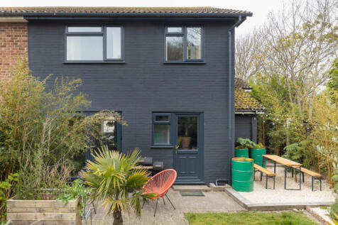 111241 - Denham Way_The Modern House (59).jpg