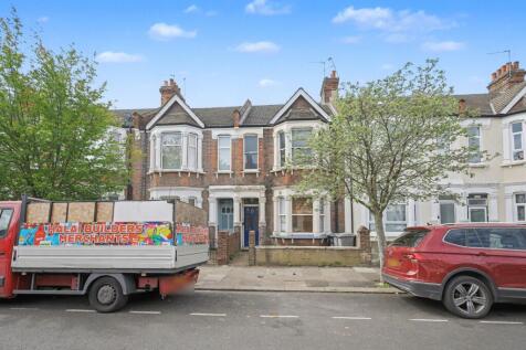 Flat A, 126 Leghorn Road, London NW10 4PG