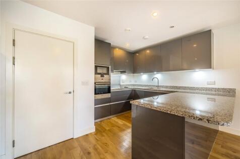 Meadowside, Kidbrooke Village, London, SE9 photo 4
