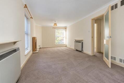 Apartment, Hyde House Gardens, Winchester photo 3