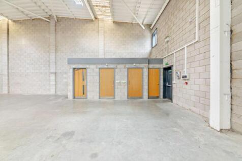 Light Industrial to rent Image 3